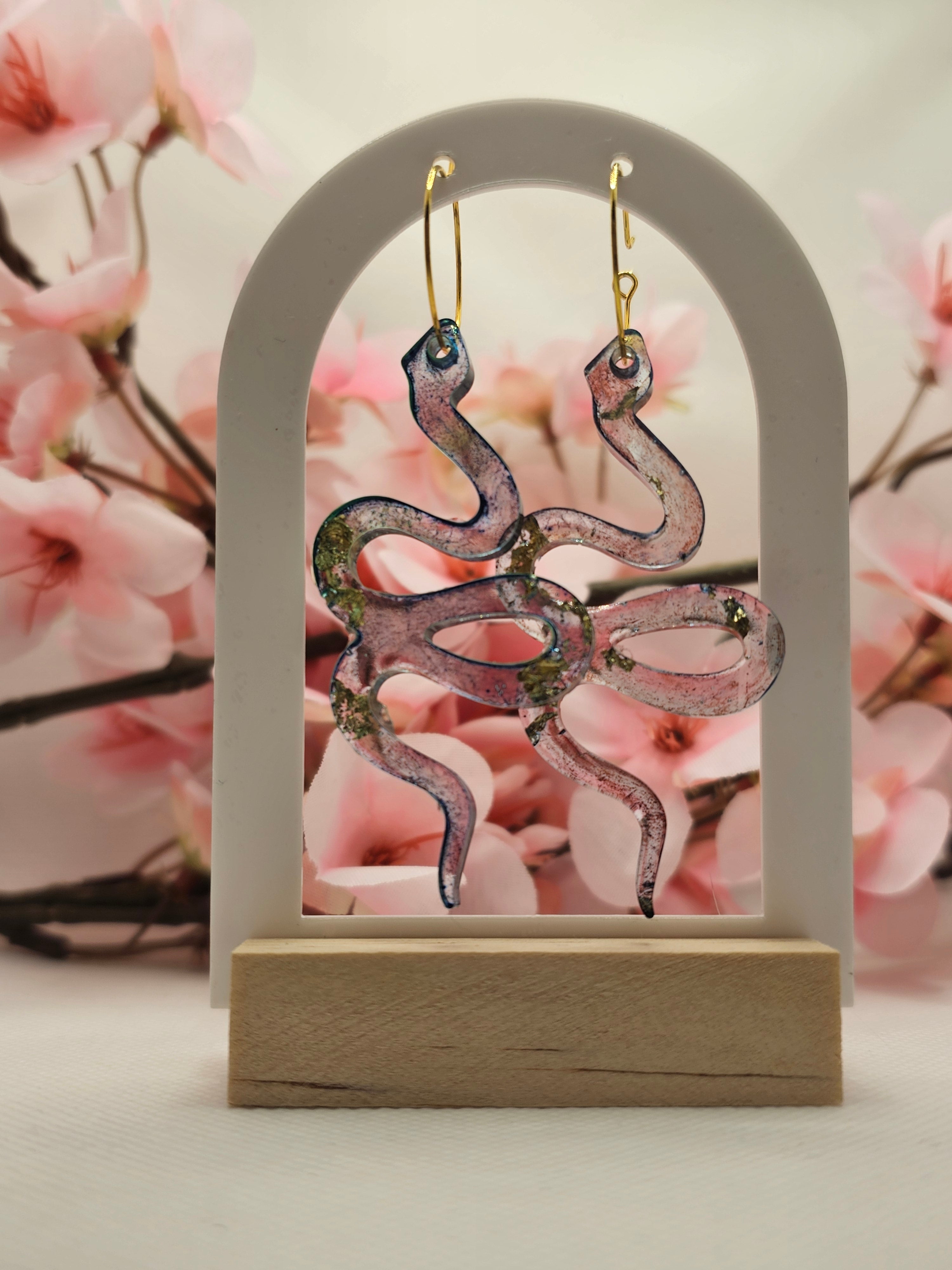 Eteriska Ormörhängen 🐍✨