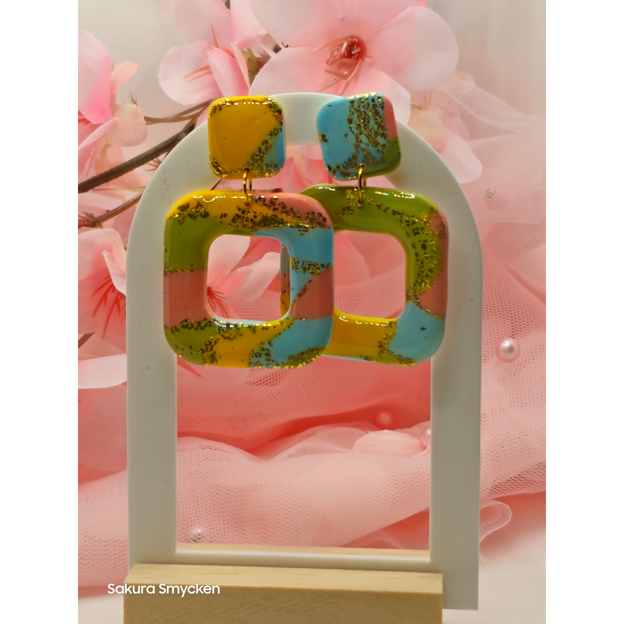 Färgstark Polymerlera med Epoxiglasyr