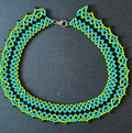 Halsband skogen