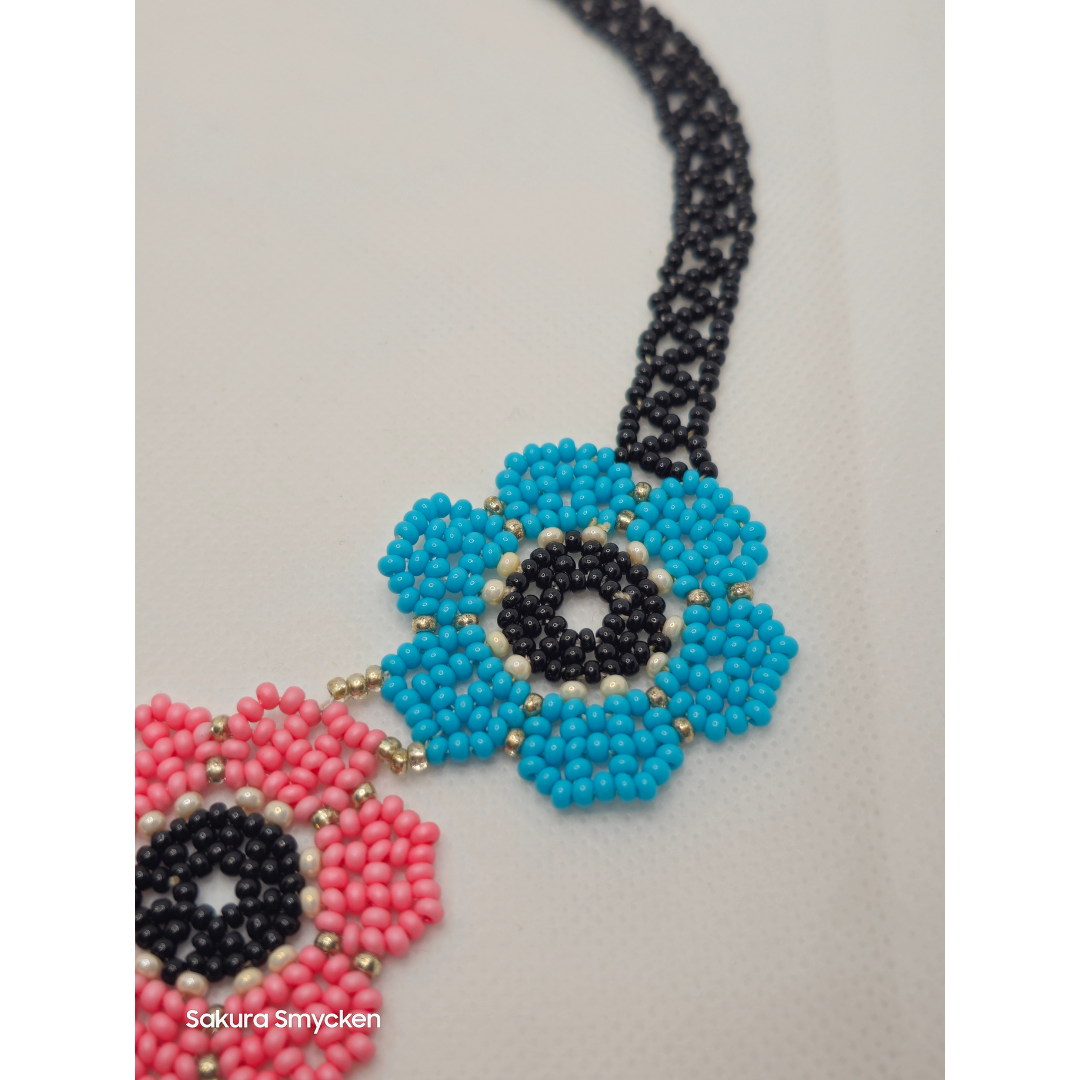 Blommande Färgprakt – Handgjort halsband