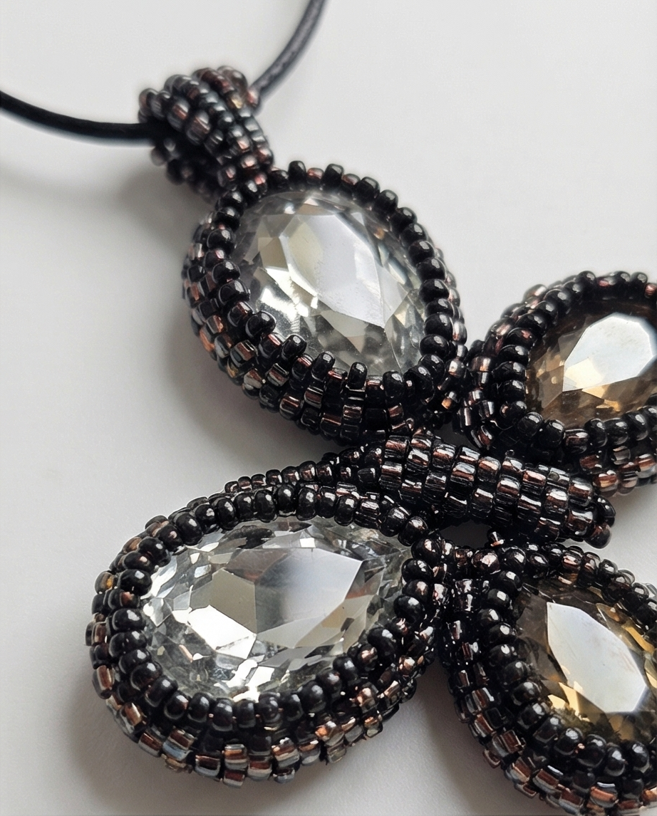 Fjäril halsband