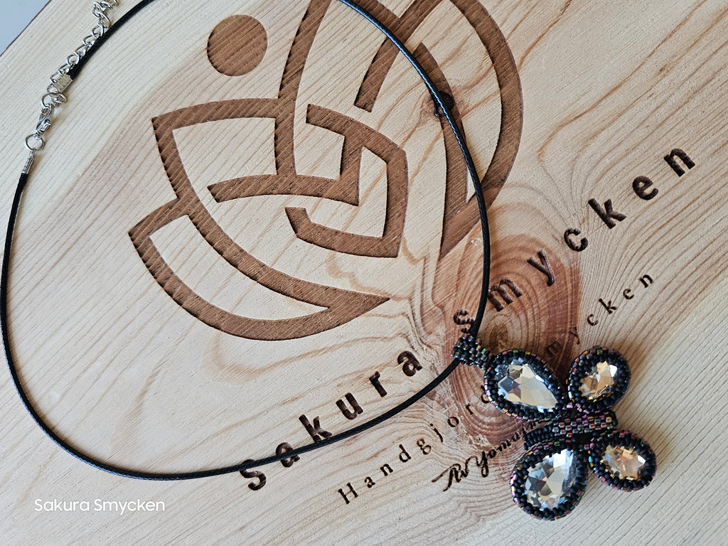Fjäril halsband